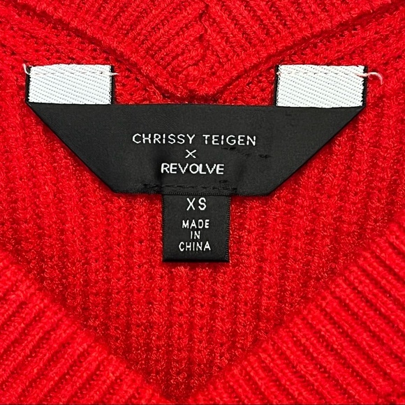 Chrissy Teigen x Revolve Ethan Pullover Sweater - Picture 9 of 10